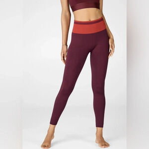 Fabletics High-Waisted Seamless Stripe Red Maroon Size X-Small Gym Tennis Prep